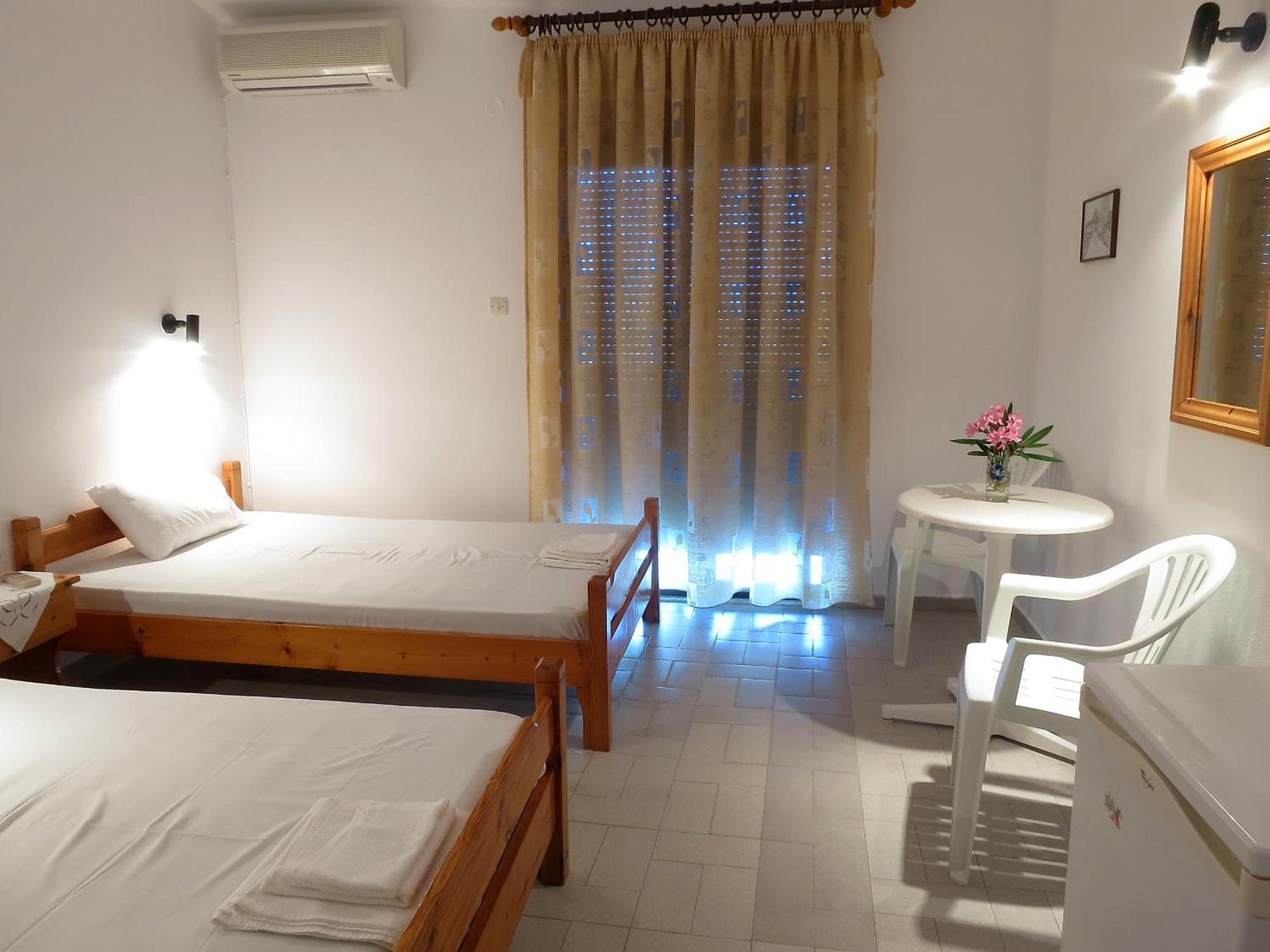 Thanasis Matsas Rooms Kamariotissa Exteriör bild